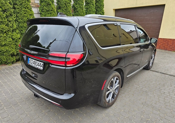 Chrysler Pacifica cena 311067 przebieg: 18126, rok produkcji 2022 z Sulejówek małe 466